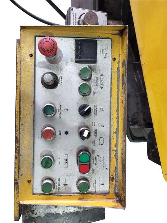 KESMAK KMO 350 TAM OTOMATİK ŞERİT TESTERE TEZGAHI