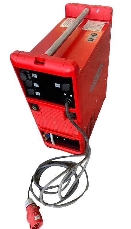 Fronius TransPuls Synergic 4000 - Vr 4000 Kaynak Makinesi