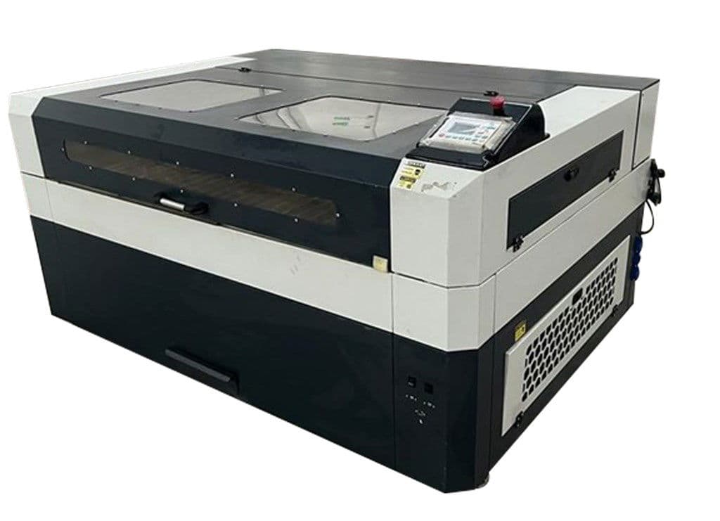 160 x 100 Lazer kesim ve kazıma makinesi 150 watt