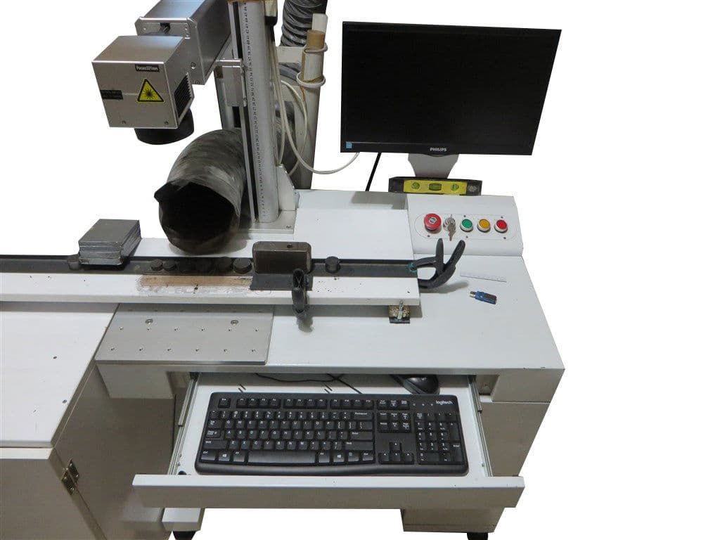 WİSELY 20W FİBER LAZER MARKALAMA MAKİNASI 25X22 CM İŞLEM ALANI