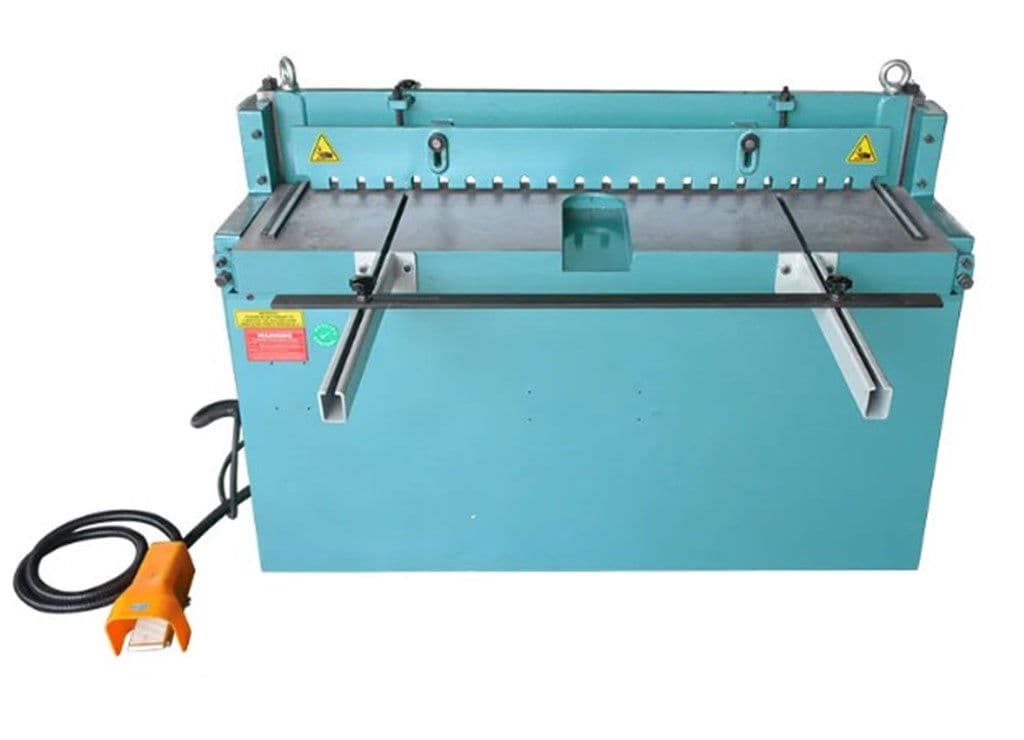 CKEMSA PPS-15 Pnömatik Tip Ayak Pedallı Giyotin Makas (Kapasite mm 1,5 x 1320)