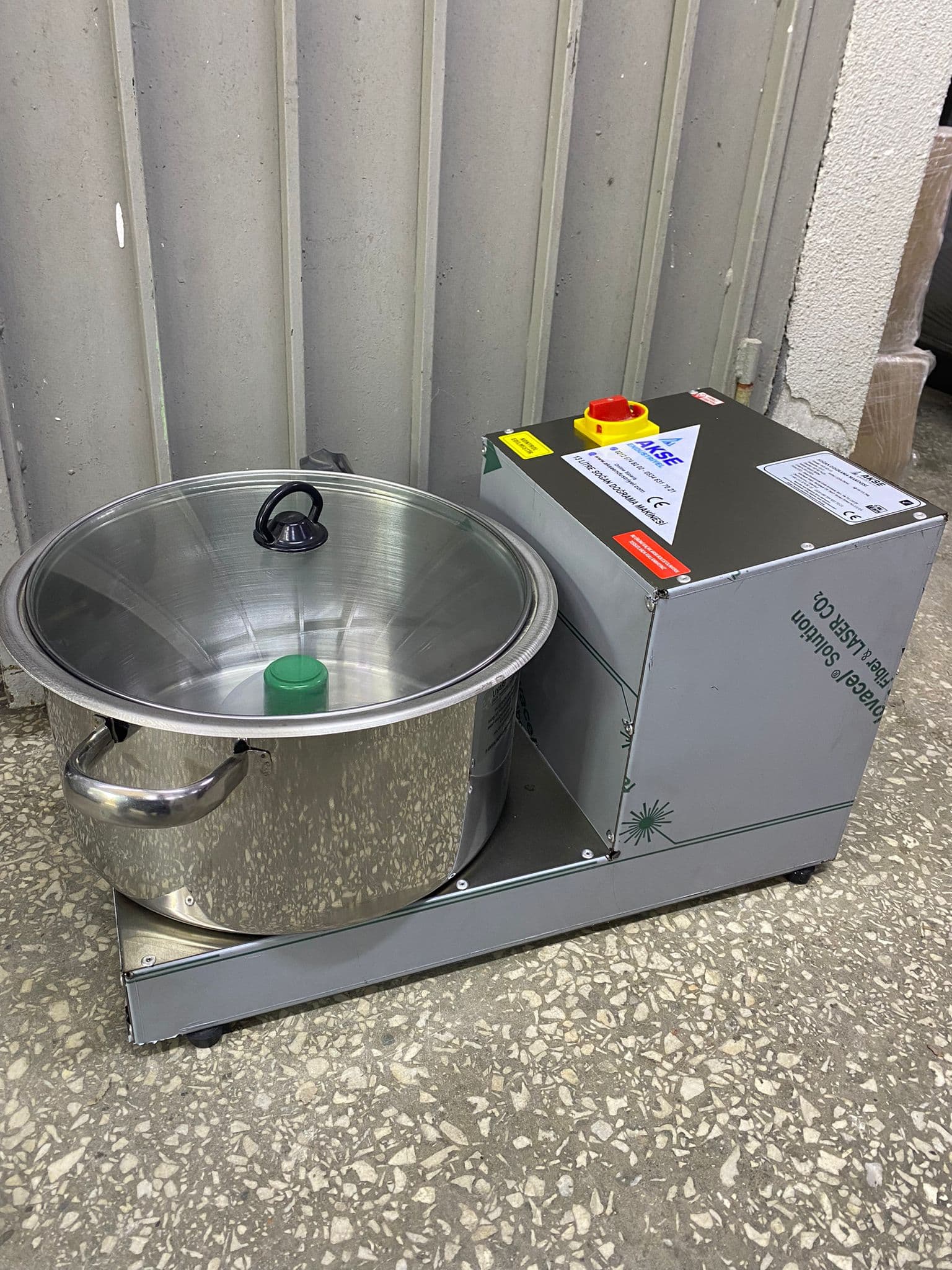 Akse 13 Litre 3 Bıçaklı Soğan Doğrama Makinesi